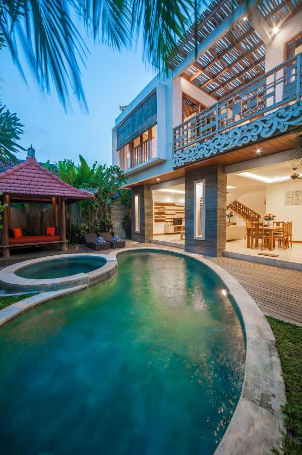 Villa Suzuki 2 Seminyak Exterior foto